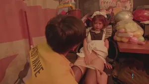 Bị bố gã chồng làm nhục ngay trước bài vị của chồng